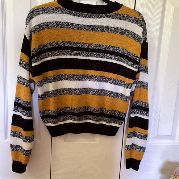 H&M sweater size S - Picture 2 of 3